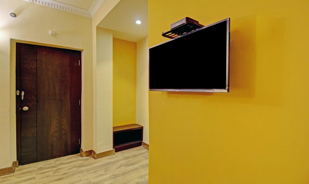 Treebo Asl Prime, Near Ballygunge Railway Station Kolkata Exterior photo