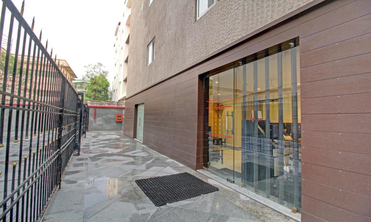 Treebo Asl Prime, Near Ballygunge Railway Station Kolkata Exterior photo